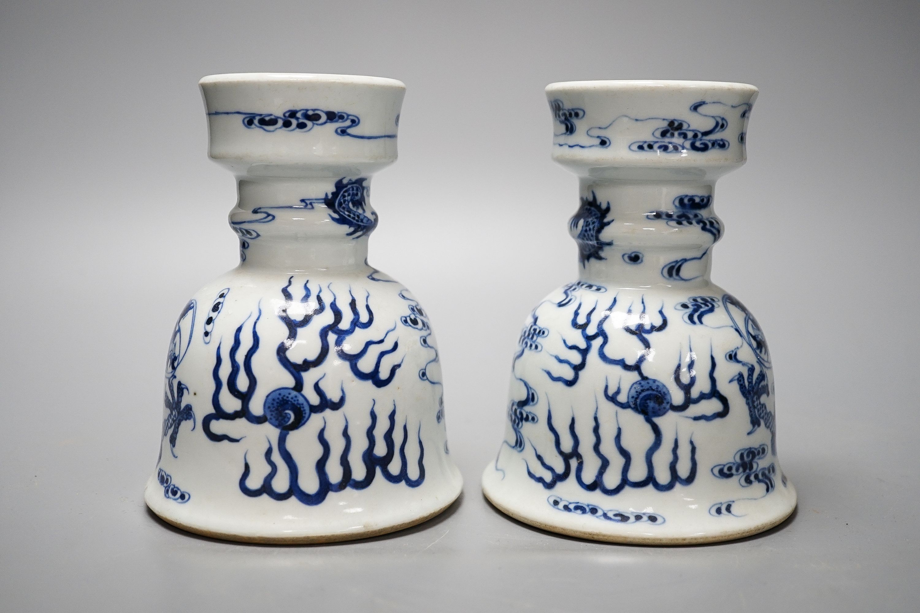A pair of Chinese blue and white joss stick holders 14.5cm